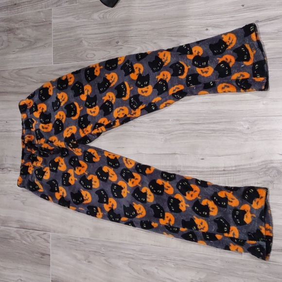 Rene Rofe Other - Fuzzy Halloween Pajamas